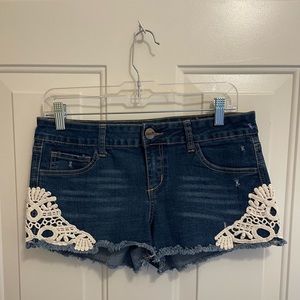 Thread Market Shorts